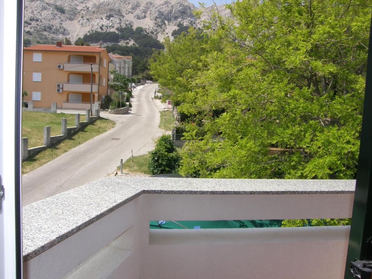 Apartments Pintar Zarok Baška Exterior foto